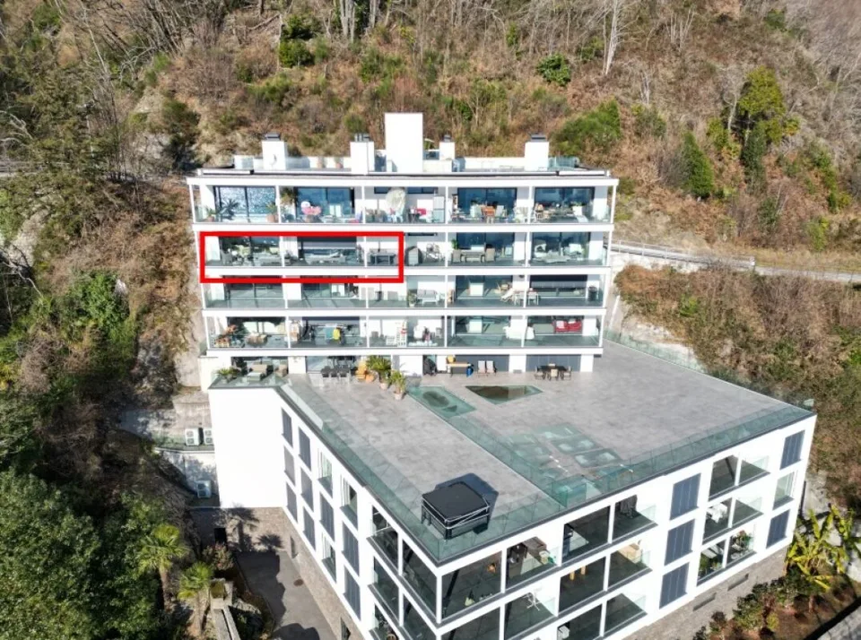 4 ½-Zimmer-Wohnung mit Panoramaterrasse und 2 Parkplätzen – Foto 7 von 9