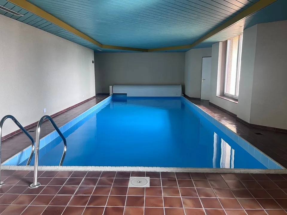 Dachgeschoss mit Terrasse und Seeblick – Foto 15 von 16