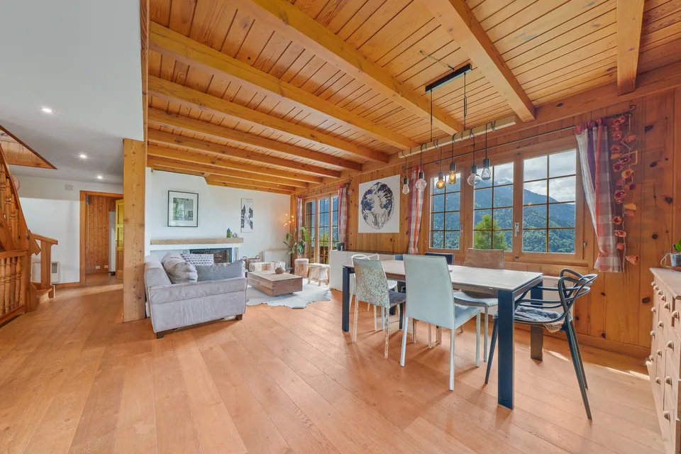 Proche de Gryon - Panorama d'exception sur le Muveran et Dents-du-Midi Chalet spacieux sans nuisance avec 2.5 pces indépendant