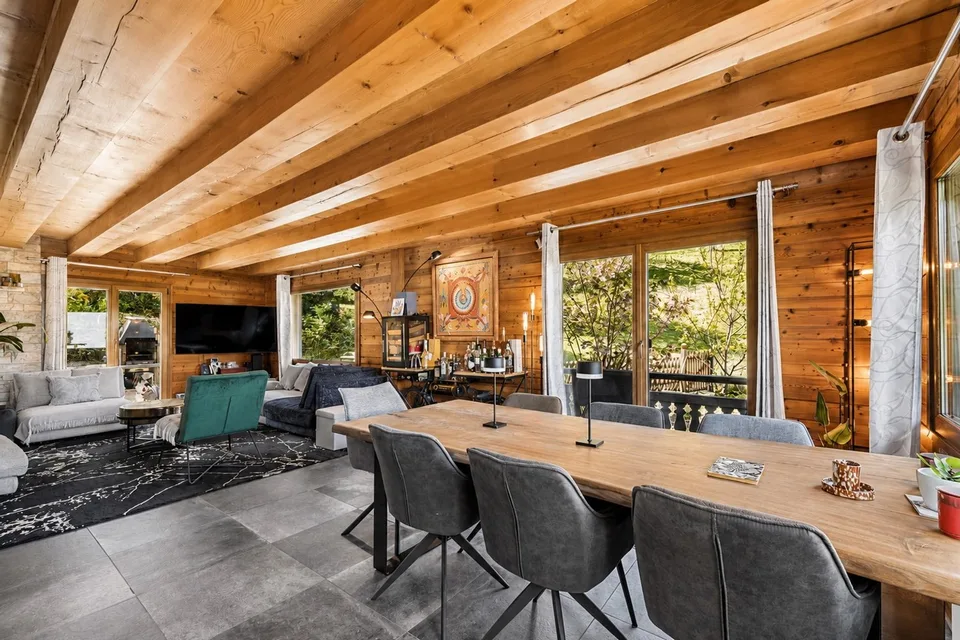 Magnificent renoviertes Chalet mit außergewöhnlichem Blick
