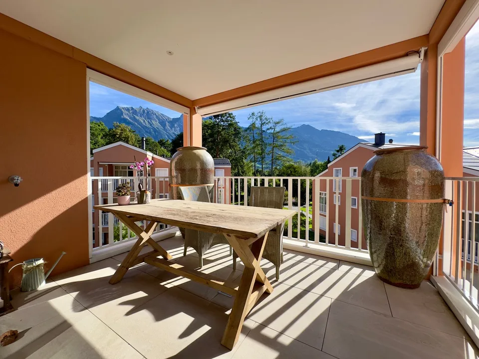 Luxuriöse 5.5 Zimmer-Dachwohnung im Föhrenwaldpark Bad Ragaz