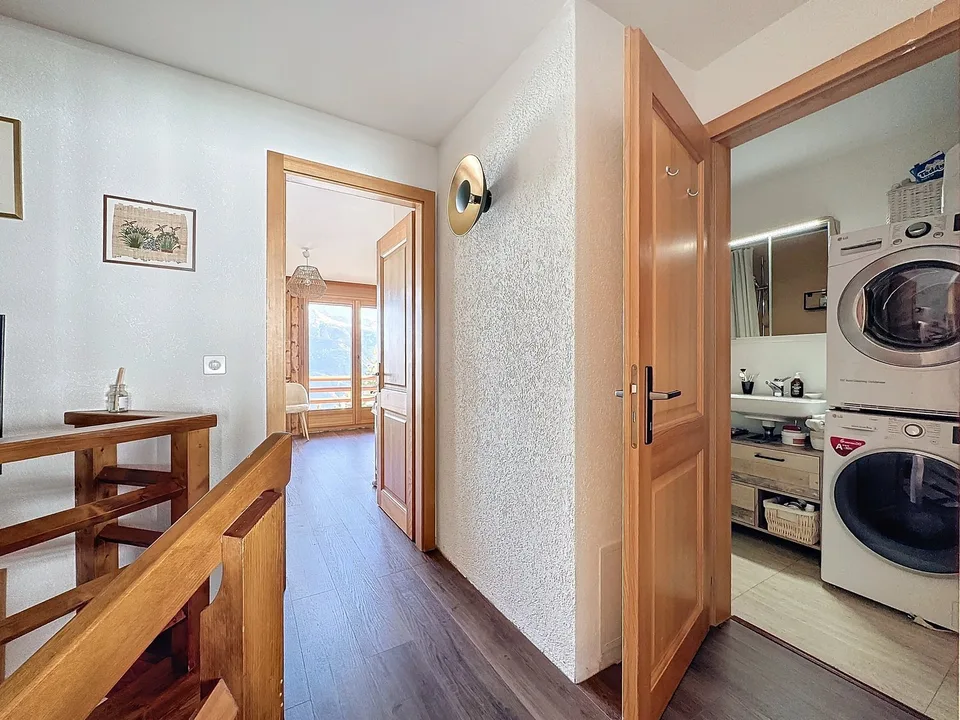 SUPERBE APPARTEMENT EN DUPLEX DE 3.5 PIÈCES AVEC TERRASSE – photo 12 sur 20