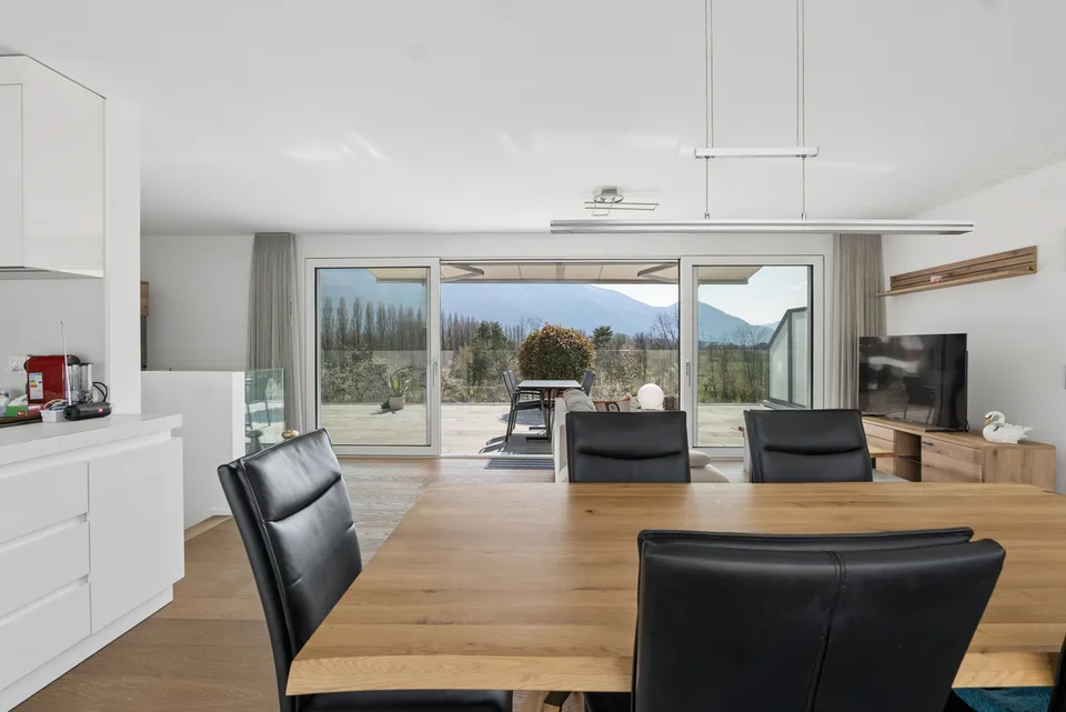 Attico-duplex con ampia terrazza a due passi dal Lido di Locarno