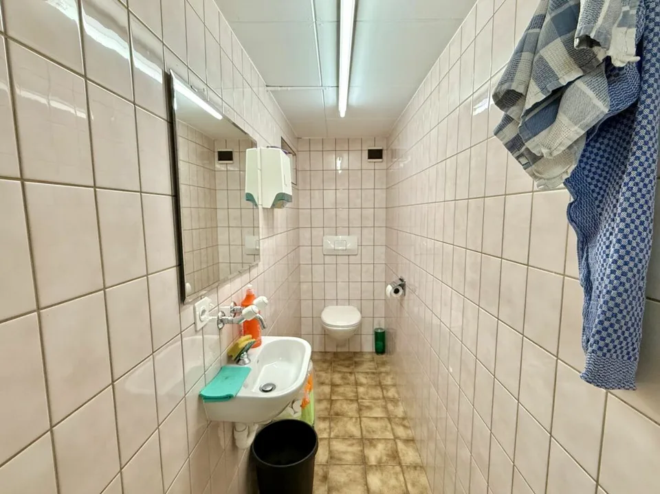 Gewinnbringendes Gebäude im Zentrum von Bex – Foto 13 von 21