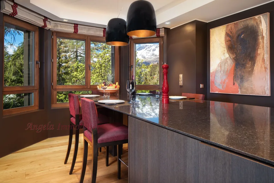 Stunning 4.5-Room Alpine Apartment with Pool & Panoramic Views in Lens