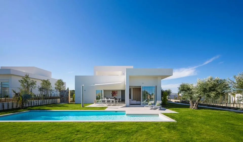 SPLENDIDE VILLA DE LUXE PROCHE DU GOLF