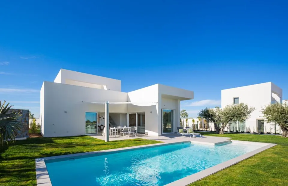 SPLENDIDE VILLA DE LUXE PROCHE DU GOLF