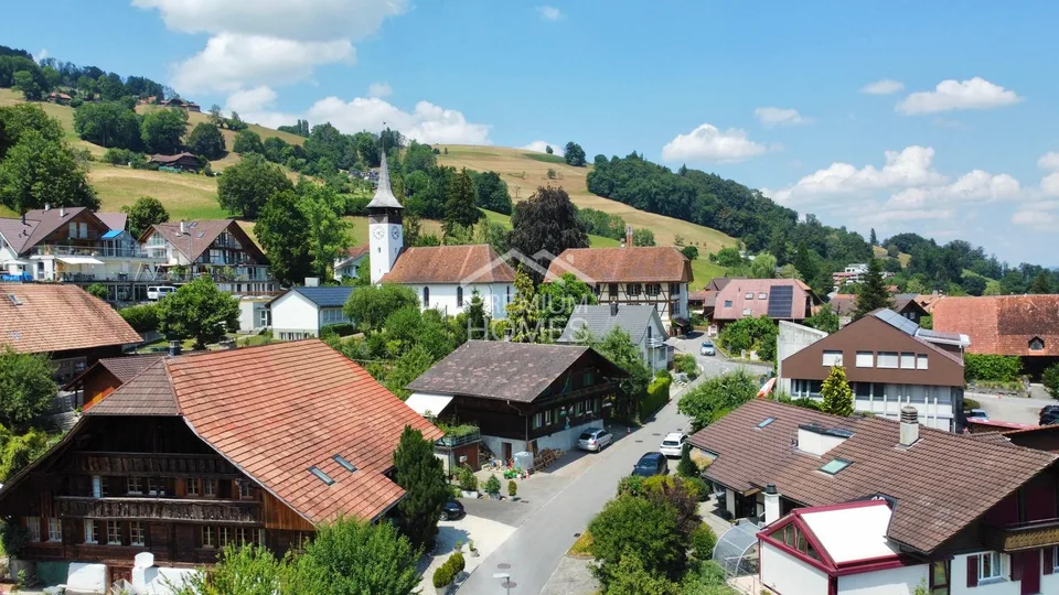 Quadrato, Pratico, Buono! - Appartamento con giardino nel centro del villaggio!