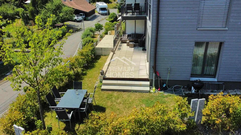 Quadrato, Pratico, Buono! - Appartamento con giardino nel centro del villaggio!