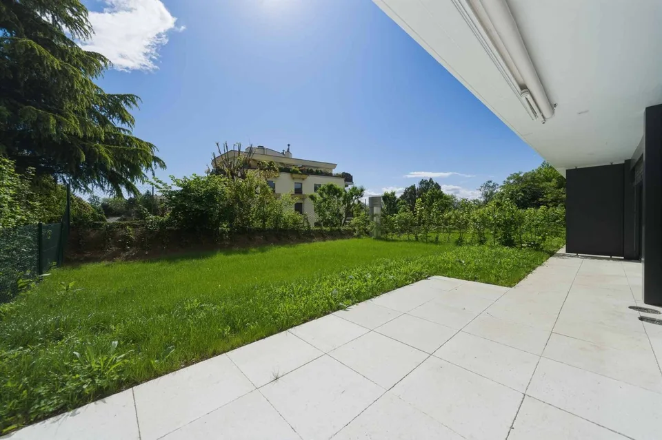 Appartement neuf de 2.5 pièces avec terrasse et jardin privatif