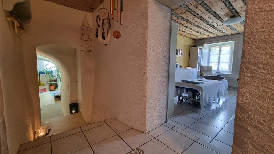 2114 Fleurier/NE Vendita di una vecchia e spaziosa proprietà ristrutturata – foto 15 di 16