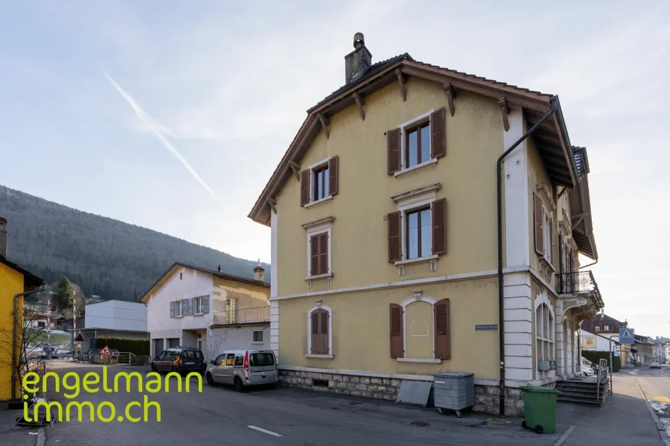 Lot de 2 immeubles résidentiels et commerciaux / 2 Wohn- und Geschäftshäuser
