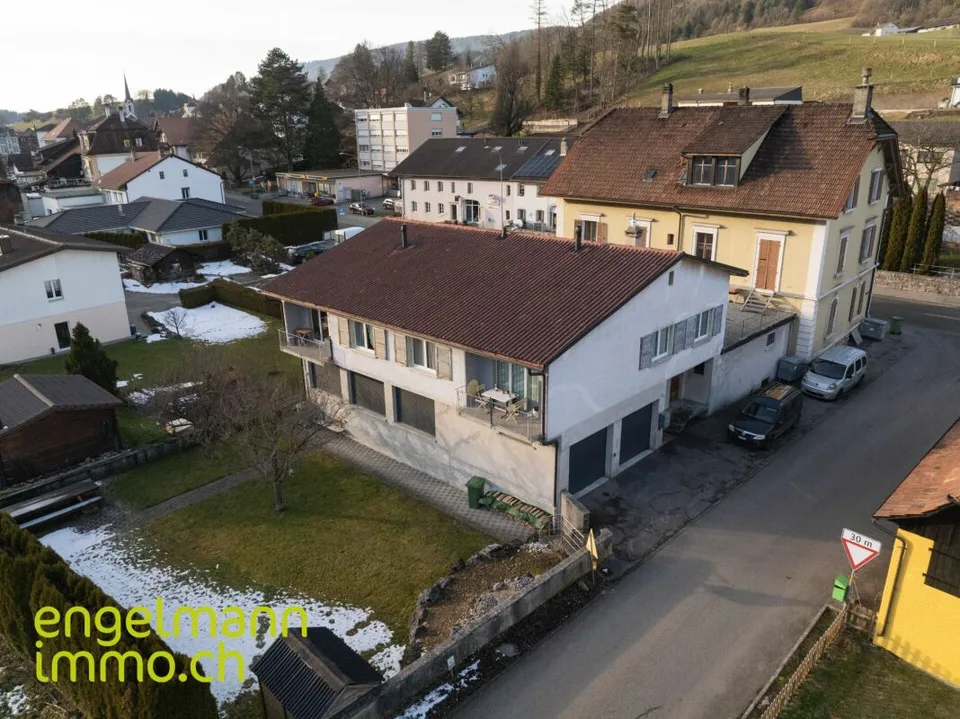Lot de 2 immeubles résidentiels et commerciaux / 2 Wohn- und Geschäftshäuser