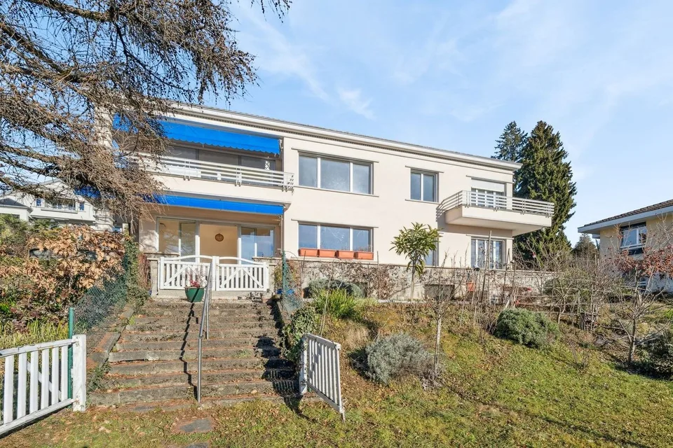 In einem Einfamilienhaus, 4 1/2 Zimmer mit Terrasse und privatem Garten – Foto 13 von 13