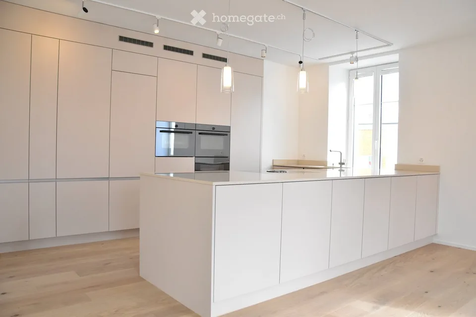 Grosszügige 4.5-Zimmer-Ferienwohnung mit Bergblick