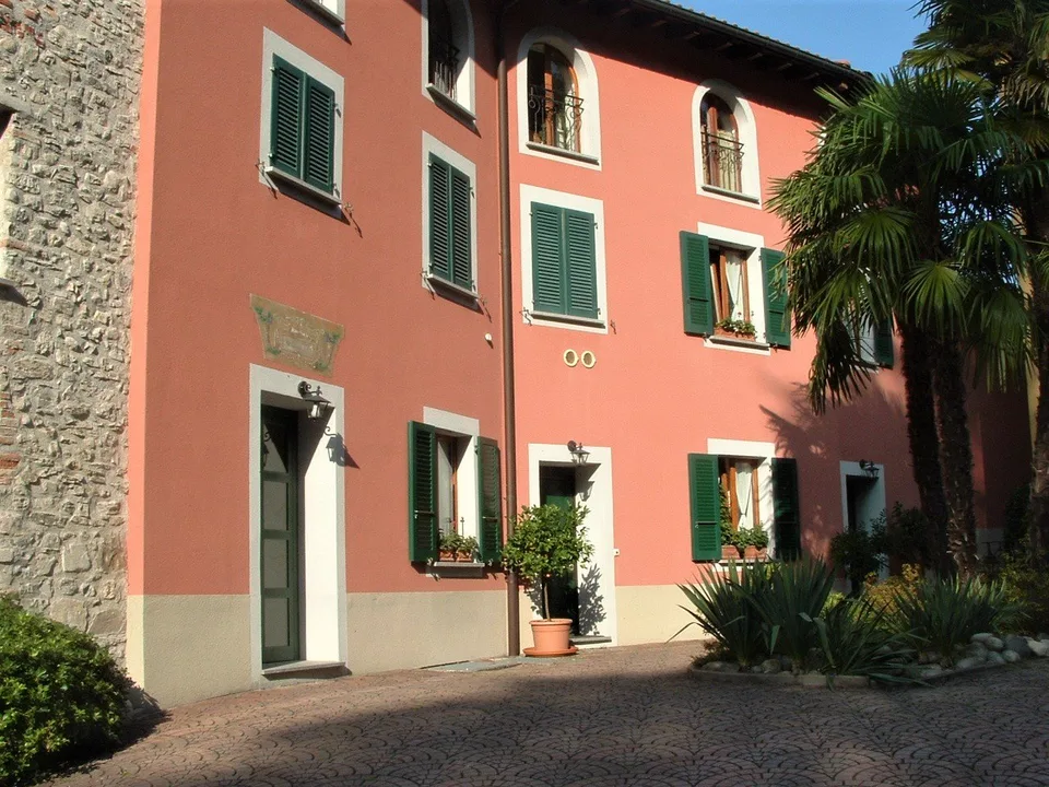 Appartamento vista lago  in esclusiva residenza