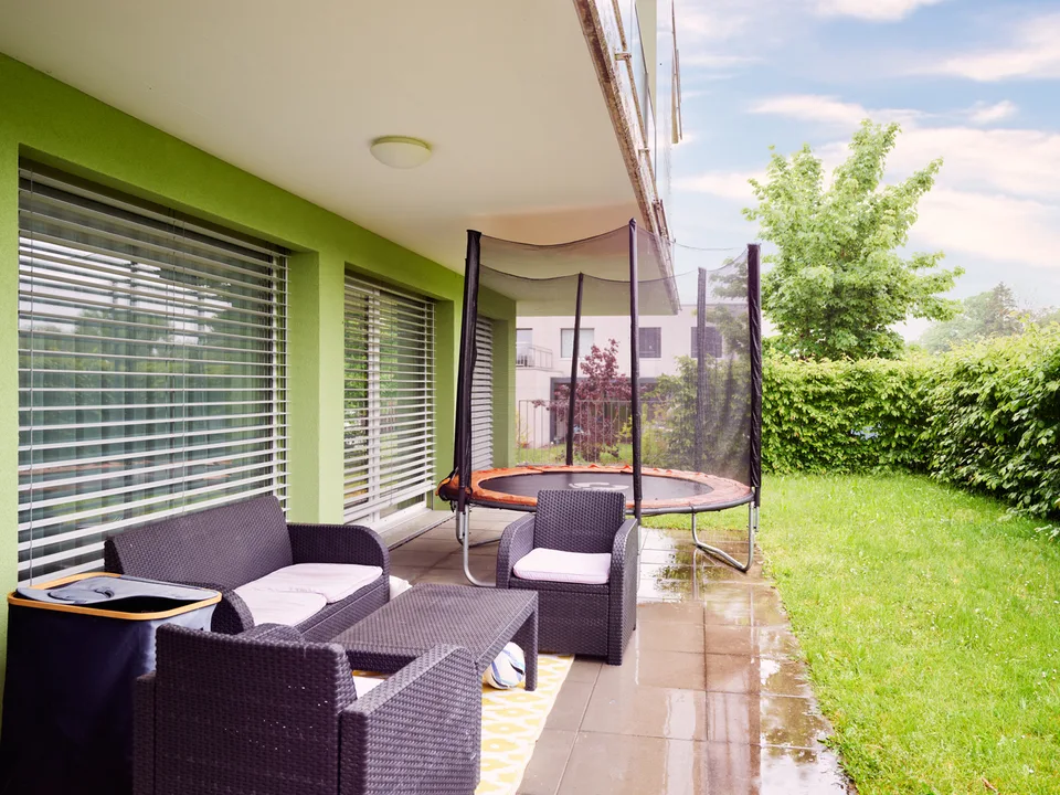Très grand et beau 3.5 pièces avec terrasse dans un cadre paisible – photo 7 sur 9