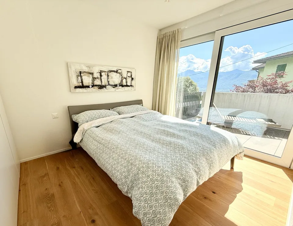 Eleganz und Licht in einem traumhaften Einfamilienhaus – Foto 9 von 12