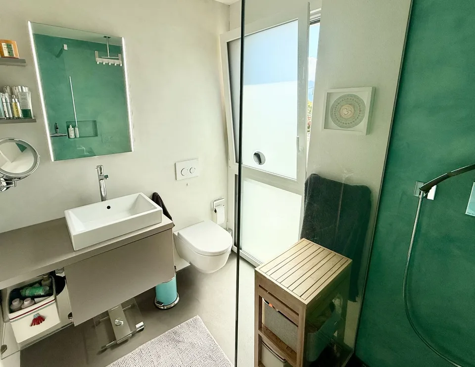 Eleganz und Licht in einem traumhaften Einfamilienhaus – Foto 7 von 12