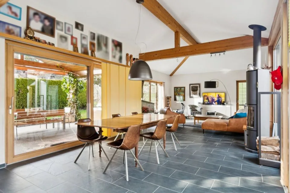 The Art of Living Naturally: A Timeless Residence in Perrefitte – photo 13 of 13