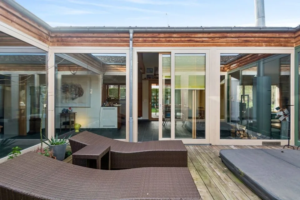 The Art of Living Naturally: A Timeless Residence in Perrefitte – photo 8 of 13
