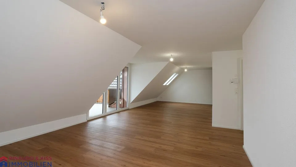 Ein Ort zum Entspannen und Geniessen-Grosse Dachmaisonettewohnung