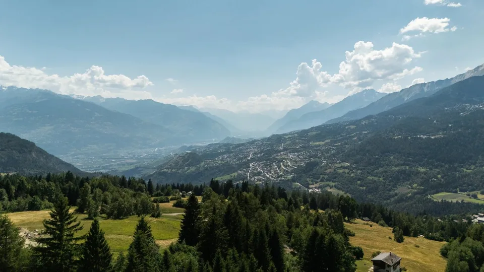 New chalet in Crans-Montana with panoramic views.
