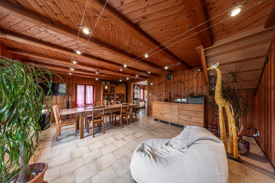Traumhaus in der landwirtschaftlichen Zone – Foto 9 von 11