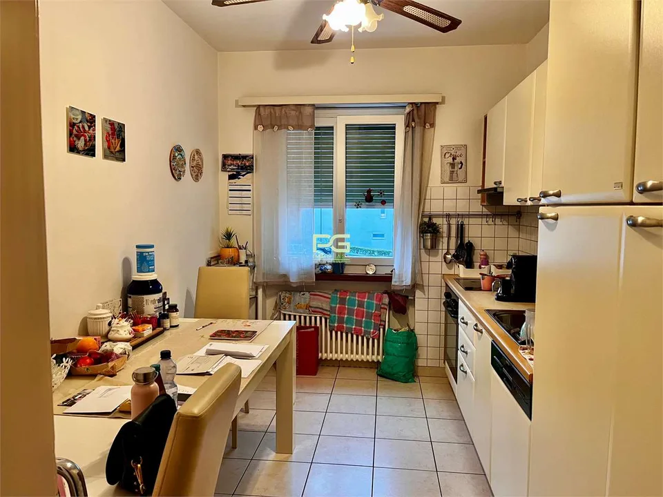 Wohnung mit 3.5 Zimmern und Garten
