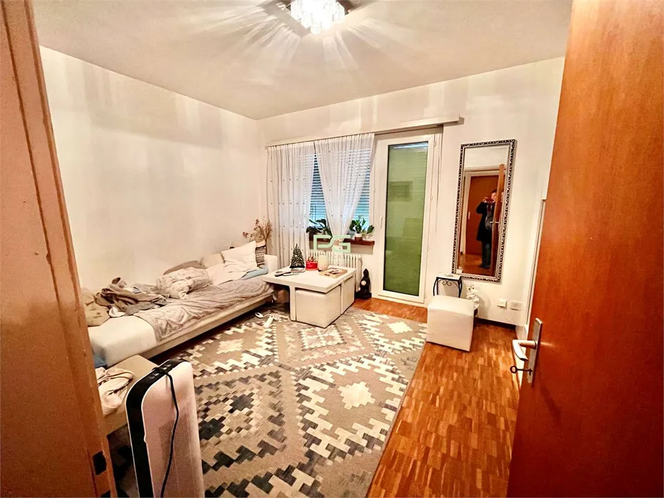 Wohnung mit 3.5 Zimmern und Garten