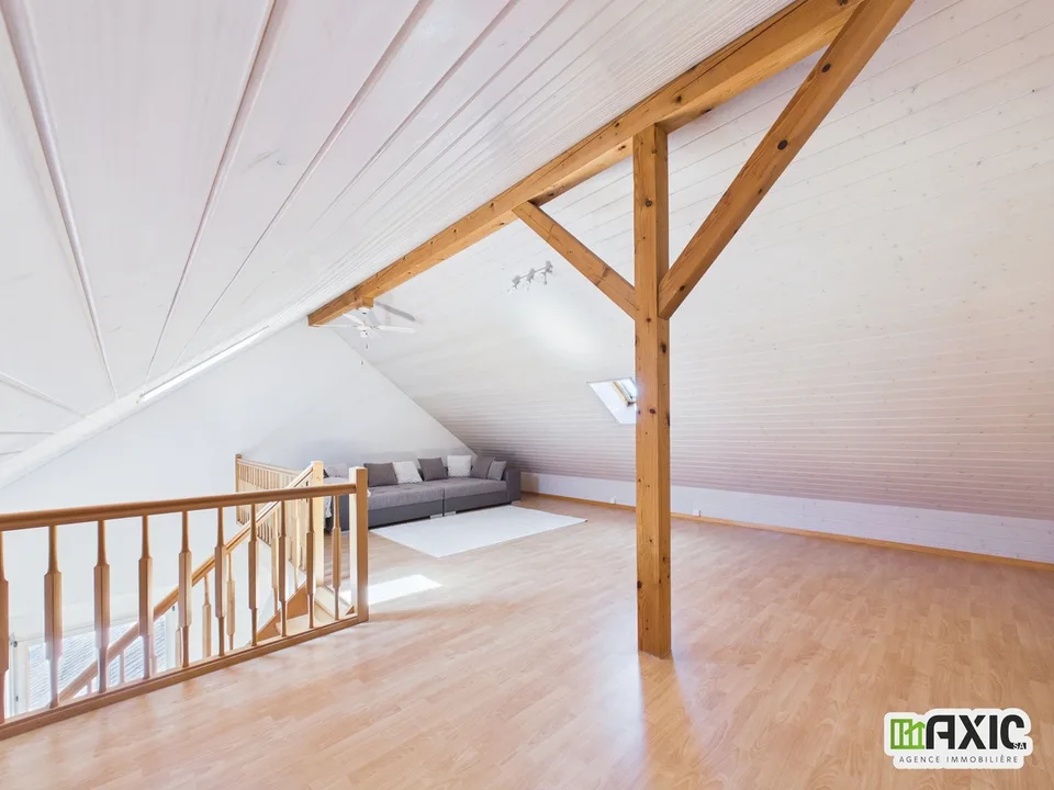Spacieux duplex de 4 pièces en PPE au 2ᵉ étage à Alle – photo 10 sur 13