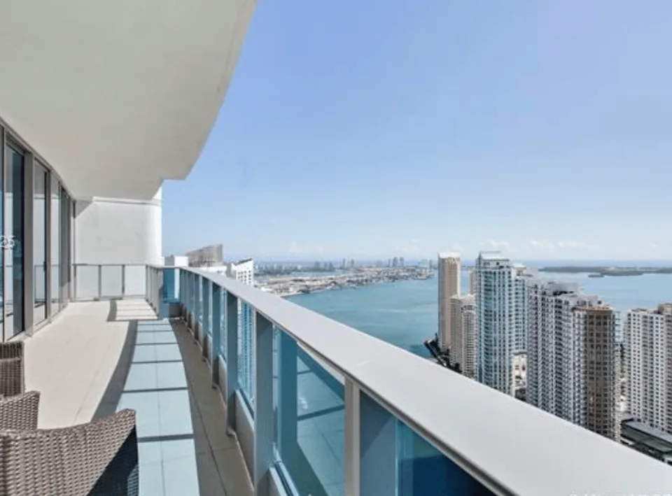 Aparmtent in MIAMI - USA - 200 BYSCANE BLD WAY with astonishing see view