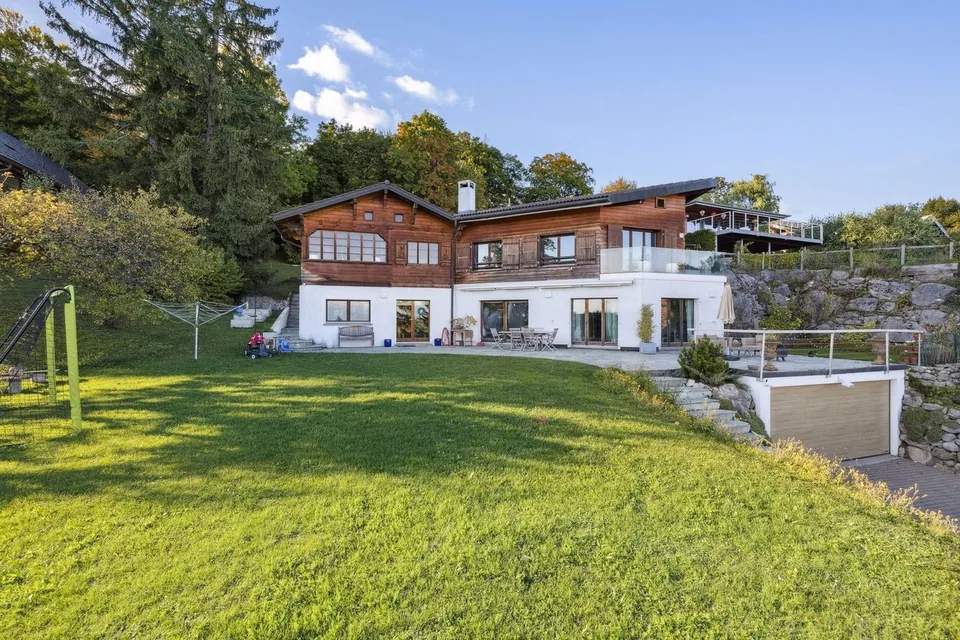 Grande villa vue lac et Alpes