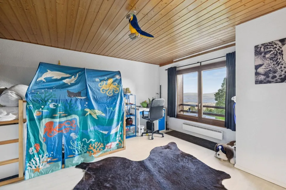 Große Villa mit Seeblick und Alpenblick – Foto 13 von 13
