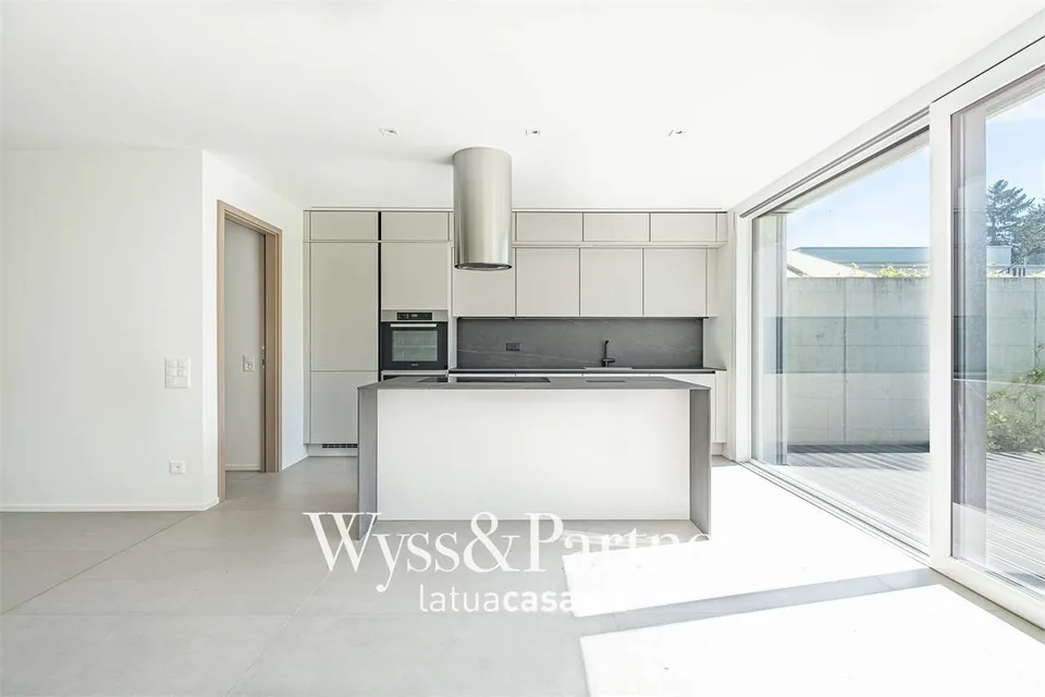 Caslano, 4.5 locali duplex in villetta a schiera