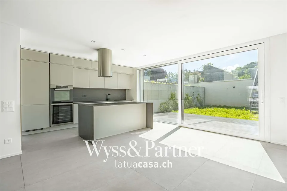 Caslano, 4.5 locali duplex in villetta a schiera