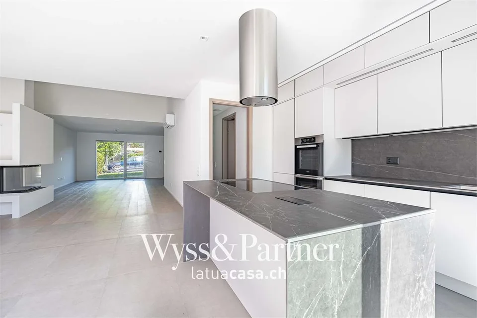 Caslano, 4.5 locali duplex in villetta a schiera