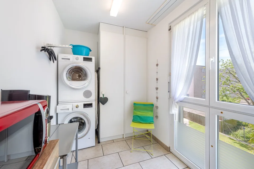 Appartamento di 4,5 locali in un parco con un piano spazioso – foto 11 di 13