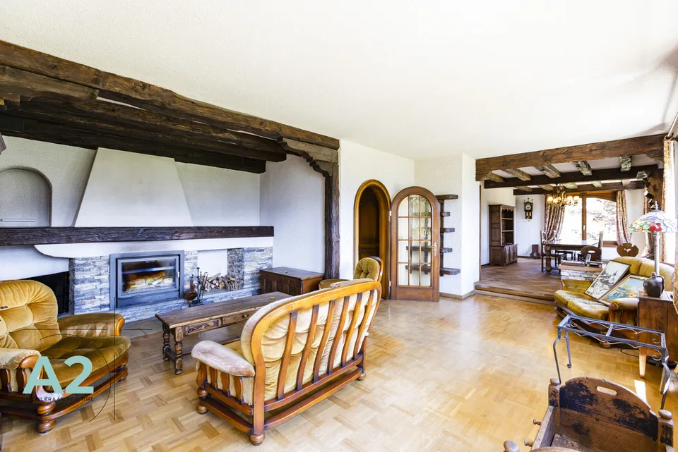 Propriété unique, de caractère avec vue imprenable et excellent ensoleillement