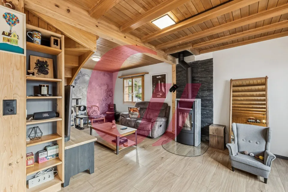 Chalet mit 4.5 Zimmern in Crésuz mit Panoramablick!