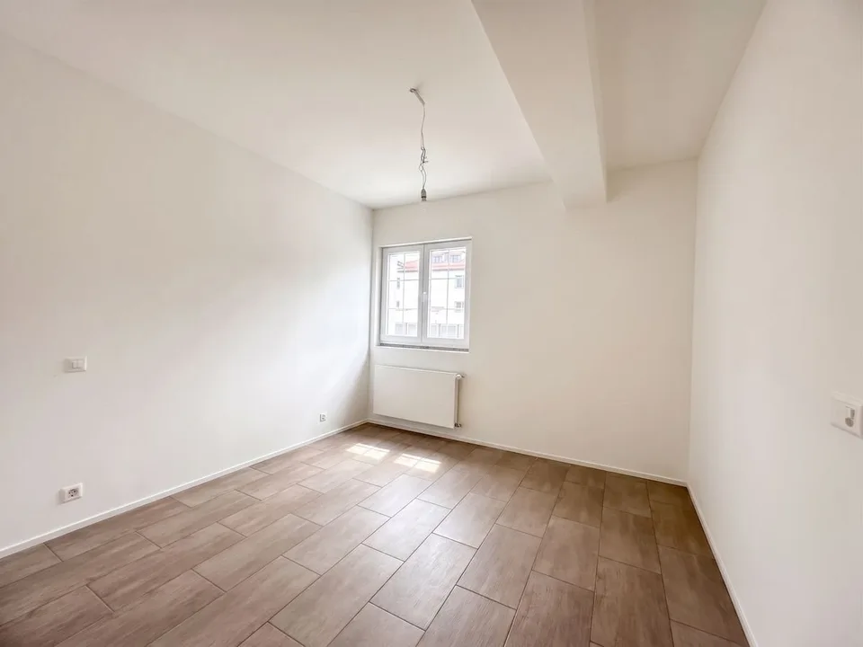 Komplett renovierte Maisonette-Wohnung zum Verkauf in Gimel