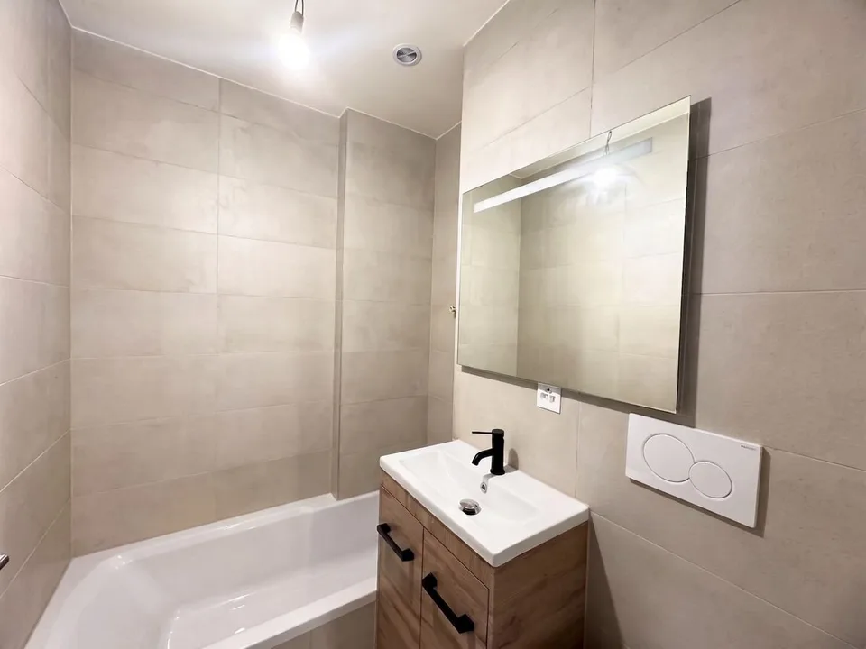 Duplex entièrement rénové à vendre à Gimel – photo 7 sur 10