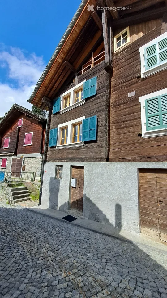 Vendo tipica casa leventinese a Tengia