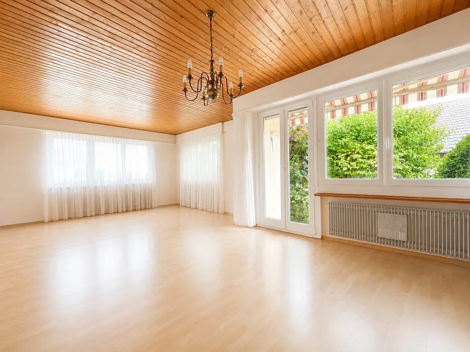HÉGENHEIM – Freistehendes Einfamilienhaus auf einer Ebene mit 100 m² Vollkeller