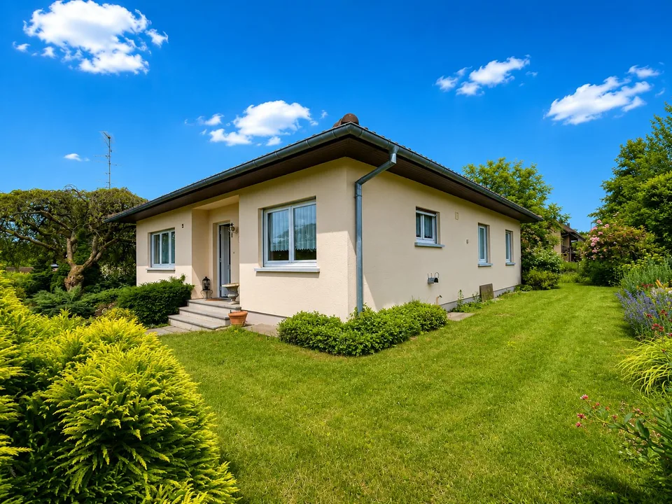 HÉGENHEIM – Freistehendes Einfamilienhaus auf einer Ebene mit 100 m² Vollkeller