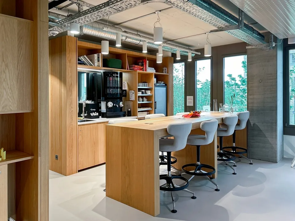 Private desk in Spaces Suurstoffi