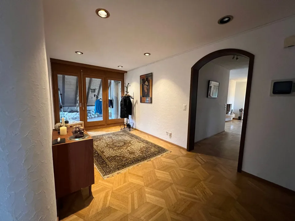 Charmante 5.5-Zimmer-Maisonette-Wohnung in Effretikon