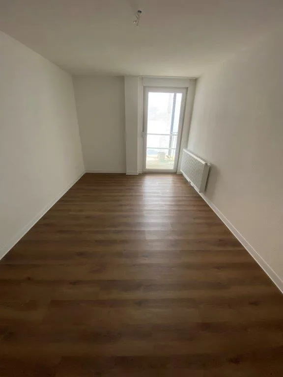 Charmantes 2-Zimmer-Wohnung mit Balkon in La Chaux-de-Fonds