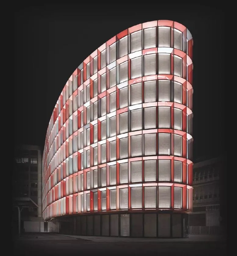 Surfaces de bureaux à louer dans un immeuble iconique au centre-ville de Genève