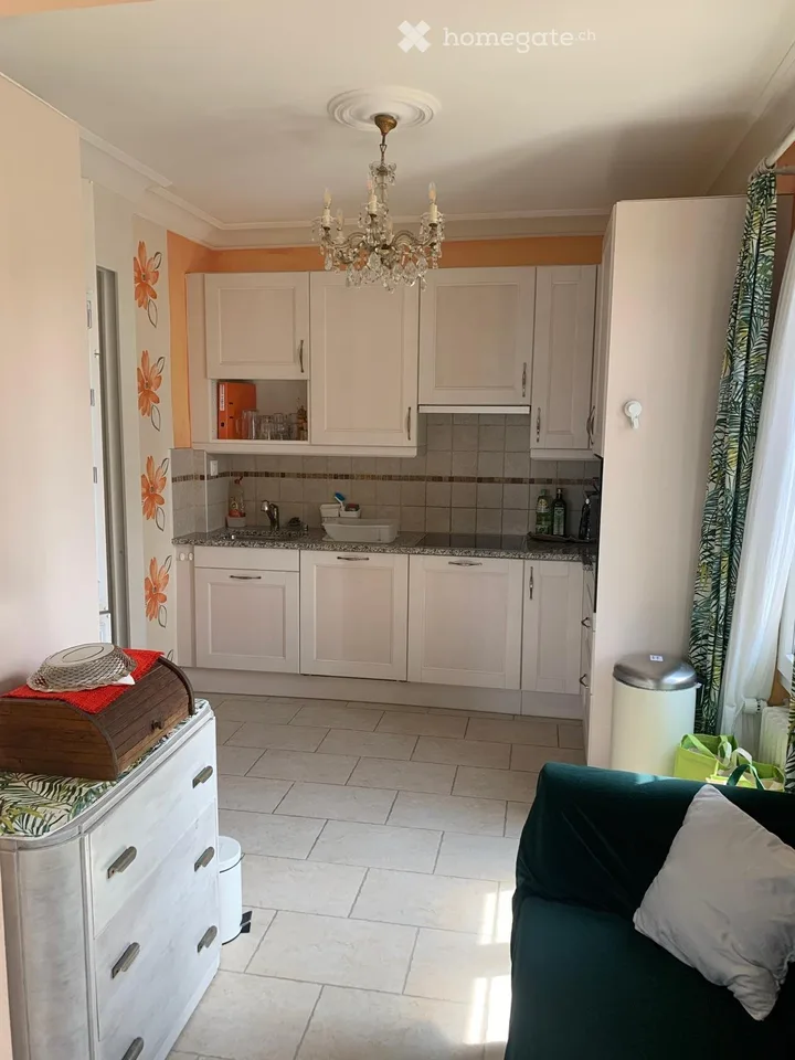 In Renens, furnished rooms (shared accommodation)